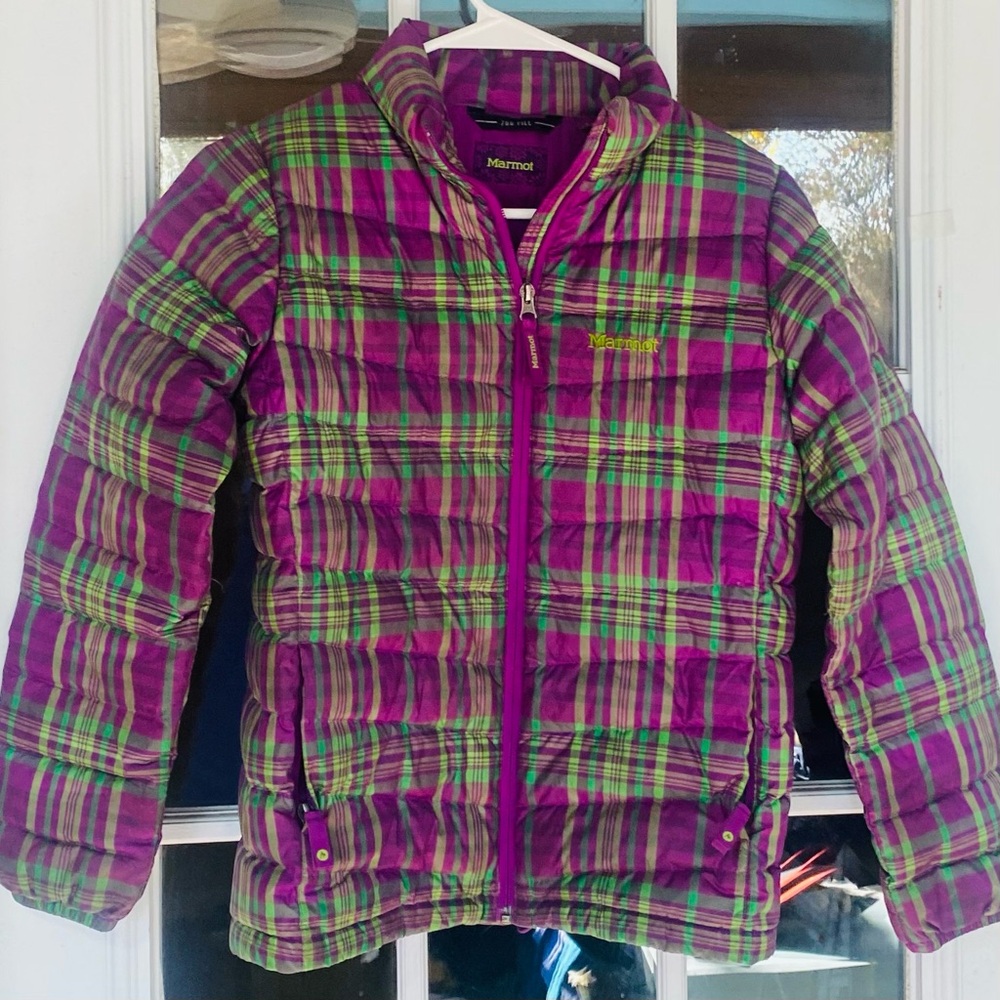 Marmot Girl’s Hera 700 Fill Puffer Down Jacket Berry Plaid Large (10-12)